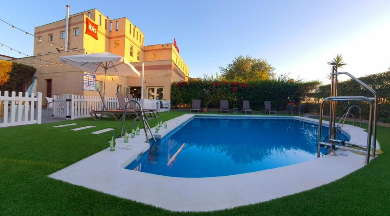 Hotel Ibis Jerez De La Frontera Cadiz Zewnętrze zdjęcie